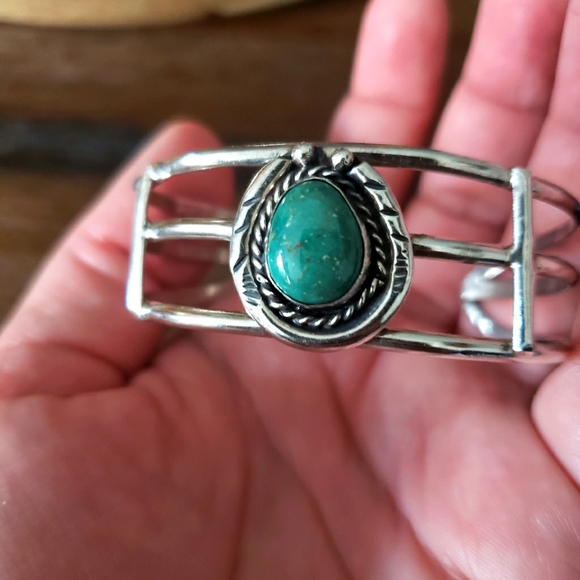 Vintage Sterling Silver Turquoise Cuff Bracelet